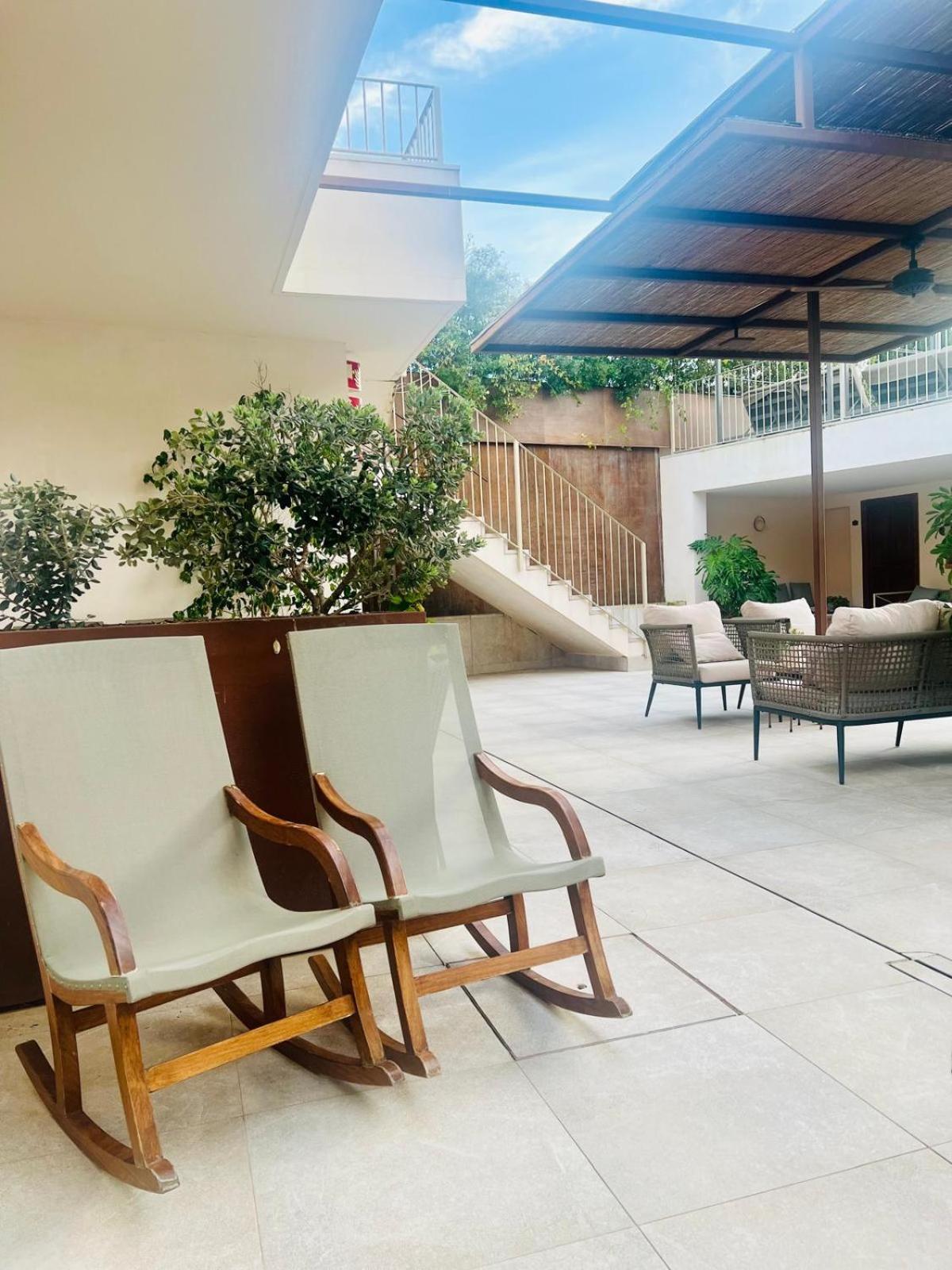 Ynaira Hotel & Spa Аріань Екстер'єр фото